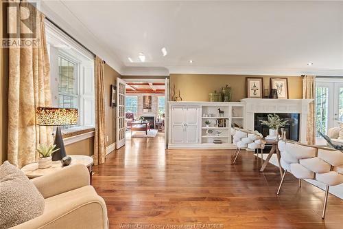 136 Main Street West, Kingsville, ON - Indoor Photo Showing Living Room With Fireplace