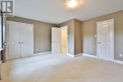 218 Owen Boulevard, Toronto, ON - Indoor Photo Showing Other Room