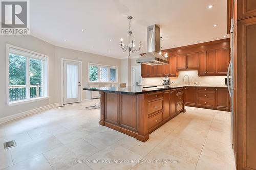 218 Owen Boulevard, Toronto, ON - Indoor Photo Showing Kitchen