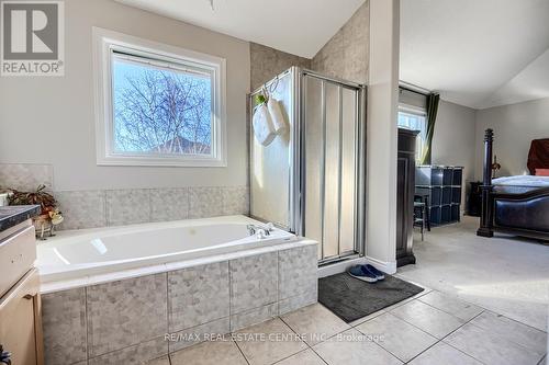 79 Gatestone Drive, Hamilton, ON - Indoor Photo Showing Bathroom