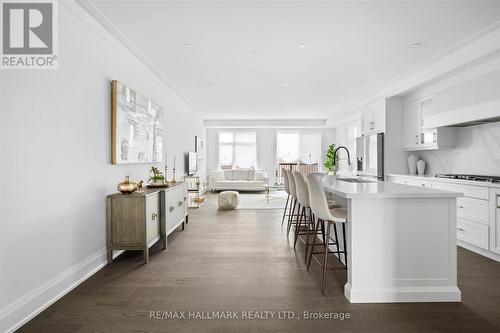 17 Antonio Court, Toronto, ON - Indoor Photo Showing Kitchen With Upgraded Kitchen