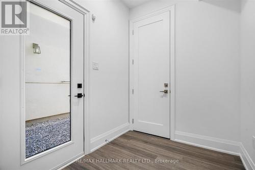 17 Antonio Court, Toronto, ON - Indoor Photo Showing Other Room