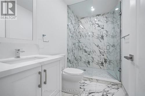 17 Antonio Court, Toronto, ON - Indoor Photo Showing Bathroom