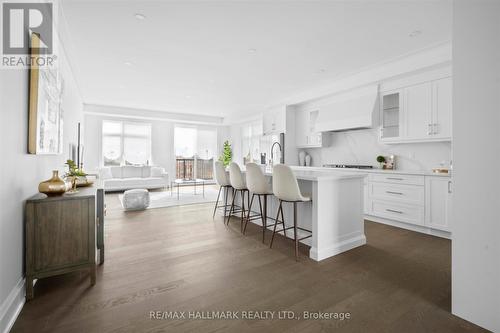 17 Antonio Court, Toronto, ON - Indoor Photo Showing Kitchen