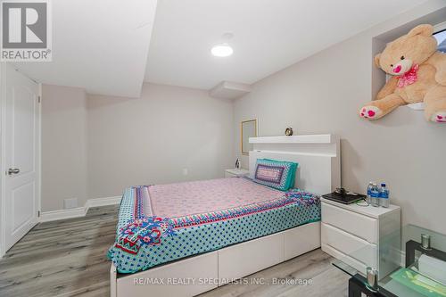 90 Truro Circle, Brampton, ON - Indoor Photo Showing Bedroom