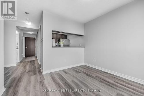 908 - 101 Subway Crescent, Toronto, ON - Indoor Photo Showing Other Room