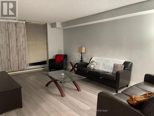 107 - 1510 Richmond Street, London, ON - Indoor