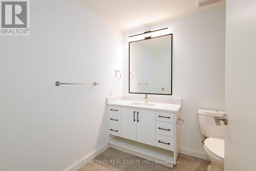 1610 - 741 King Street, Kitchener, ON - Indoor Photo Showing Bathroom