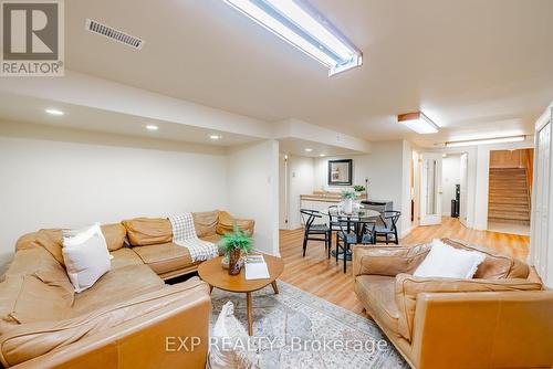 101 Bagot Street, Cobourg, ON - Indoor Photo Showing Living Room