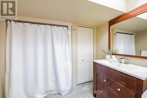 101 Bagot Street, Cobourg, ON - Indoor Photo Showing Bathroom