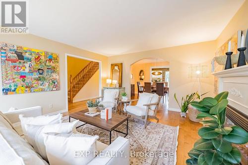 101 Bagot Street, Cobourg, ON - Indoor Photo Showing Living Room