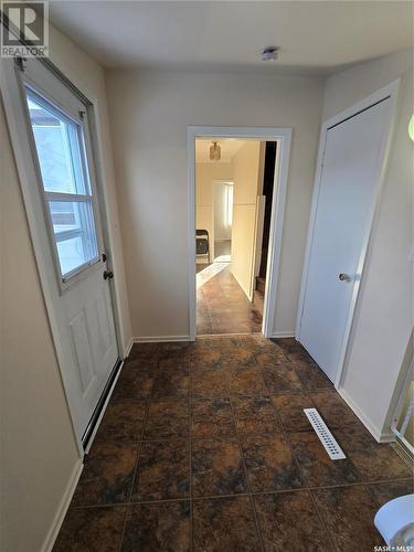 813 Souris Avenue, Weyburn, SK - Indoor Photo Showing Other Room