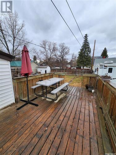 813 Souris Avenue, Weyburn, SK - Outdoor With Deck Patio Veranda