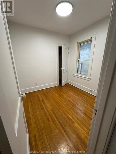 1095 Gladstone Avenue, Windsor, ON - Indoor Photo Showing Other Room