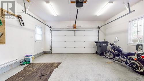 23 Spracklin Boulevard, Paradise, NL - Indoor Photo Showing Garage