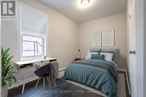 2 - 516 Lyon Street N, Ottawa, ON - Indoor Photo Showing Bedroom