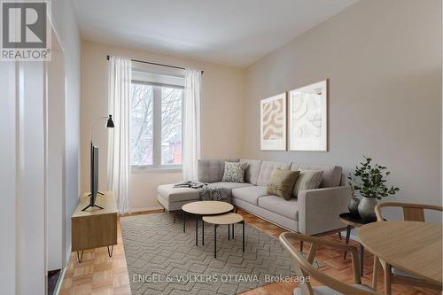 2 - 516 Lyon Street N, Ottawa, ON - Indoor Photo Showing Living Room