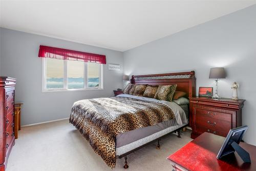 1061 Westview Road, Creston, BC - Indoor Photo Showing Bedroom