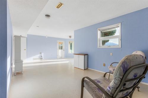 1061 Westview Road, Creston, BC - Indoor