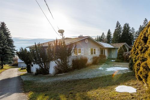 1061 Westview Road, Creston, BC - Outdoor