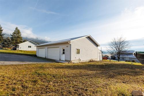 1061 Westview Road, Creston, BC - Outdoor