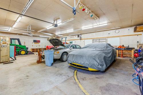 1061 Westview Road, Creston, BC - Indoor Photo Showing Garage