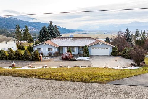 1061 Westview Road, Creston, BC - Outdoor