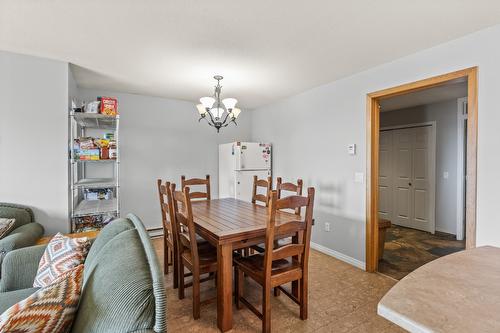 211-225 Kettle View Road, Big White, BC - Indoor Photo Showing Dining Room