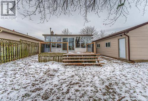 43 Mohawk Drive, Guelph (Brant), ON - Outdoor With Deck Patio Veranda