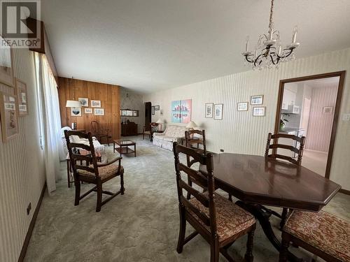 3310 Lilac Crescent, Trail, BC - Indoor Photo Showing Dining Room