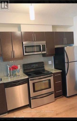 306 - 18 Harbour Street, Toronto, ON - Indoor Photo Showing Kitchen With Stainless Steel Kitchen