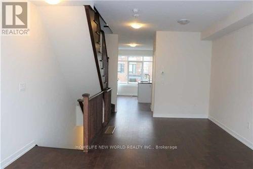 189 Salterton Circle, Vaughan, ON - Indoor Photo Showing Other Room