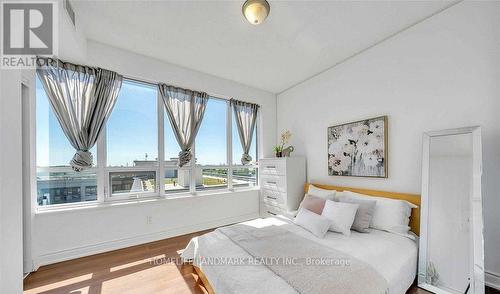 1602 - 89 South Town Centre Boulevard, Markham, ON - Indoor Photo Showing Bedroom