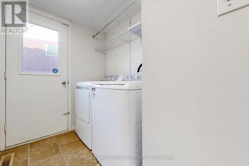 94 James Park Square, Toronto, ON - Indoor Photo Showing Laundry Room