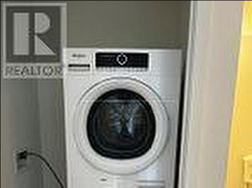 508 - 6 David Eyer Road, Richmond Hill, ON - Indoor Photo Showing Laundry Room