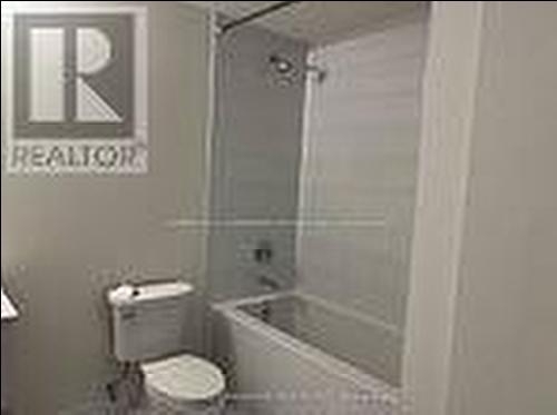 508 - 6 David Eyer Road, Richmond Hill, ON - Indoor Photo Showing Bathroom