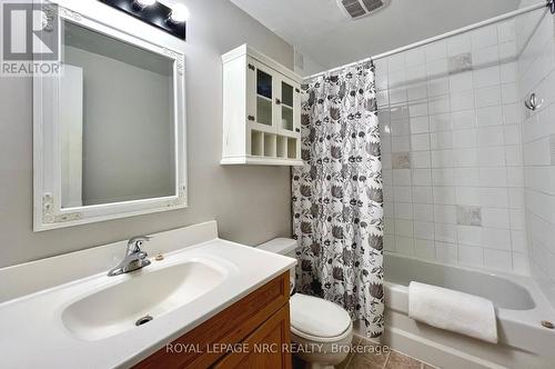 79 - 77 Linwell Road, St. Catharines (443 - Lakeport), ON - Indoor Photo Showing Bathroom