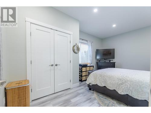 445 Ritchie Avenue, Naramata, BC - Indoor Photo Showing Bedroom