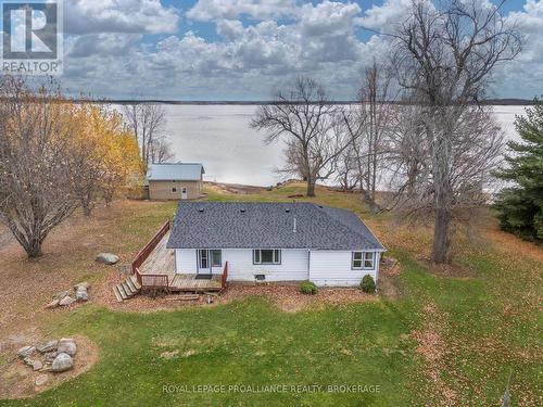 217 Eleventh Line Road, Frontenac Islands (The Islands), ON - Outdoor With Body Of Water