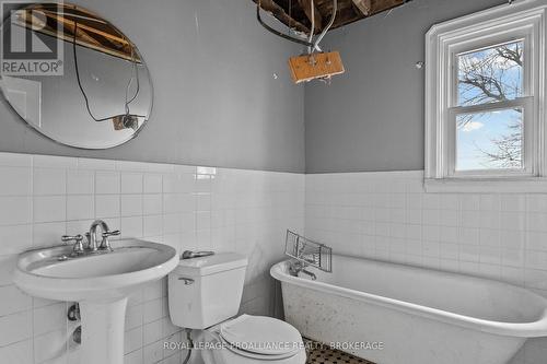 217 Eleventh Line Road, Frontenac Islands (The Islands), ON - Indoor Photo Showing Bathroom