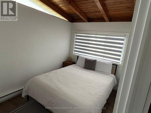 5 Erie Heights Line, Haldimand, ON - Indoor Photo Showing Bedroom