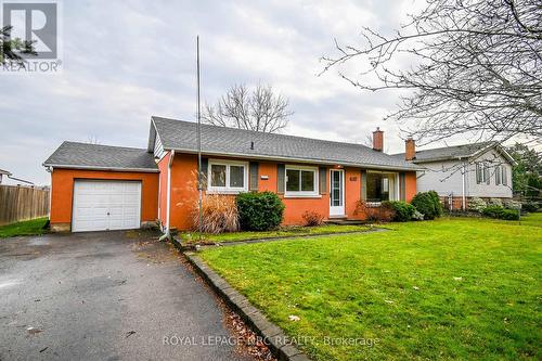 4107 Aberdeen Road, Lincoln (982 - Beamsville), ON - Outdoor With Facade