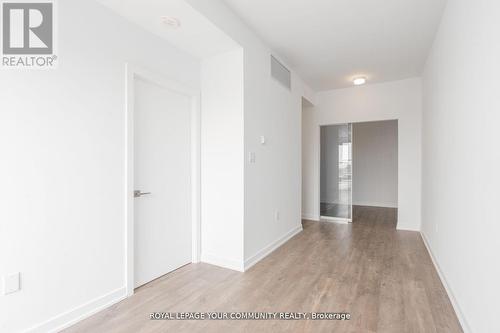 803 - 2433 Dufferin Street, Toronto, ON - Indoor Photo Showing Other Room