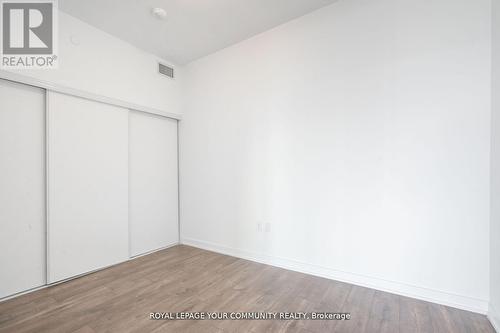 803 - 2433 Dufferin Street, Toronto, ON - Indoor Photo Showing Other Room