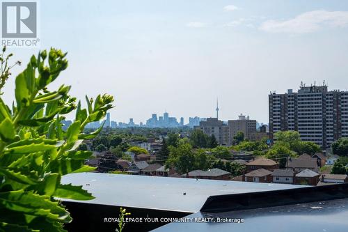 803 - 2433 Dufferin Street, Toronto, ON - Outdoor With View