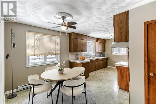 3261 St.Laurent Street, Chelmsford, ON - Indoor Photo Showing Dining Room