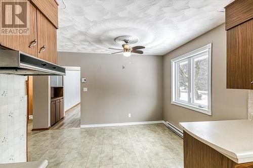 3261 St.Laurent Street, Chelmsford, ON - Indoor Photo Showing Kitchen