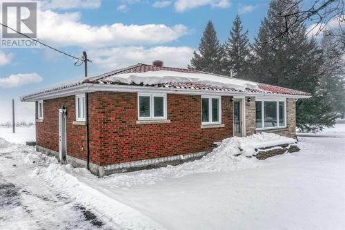 3261 St.Laurent Street, Chelmsford, ON - Outdoor