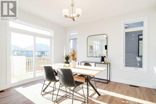 1005 Moore Street, Brockville, ON - Indoor Photo Showing Dining Room