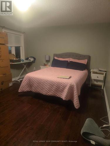 80 Cozens Drive, Richmond Hill, ON - Indoor Photo Showing Bedroom